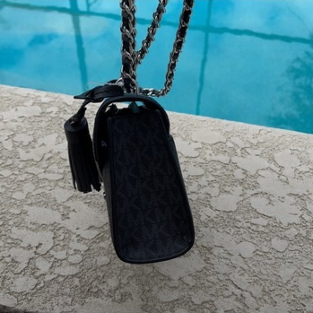 Michael Kors Rose Small Crossbody Black - Picture 3 of 14